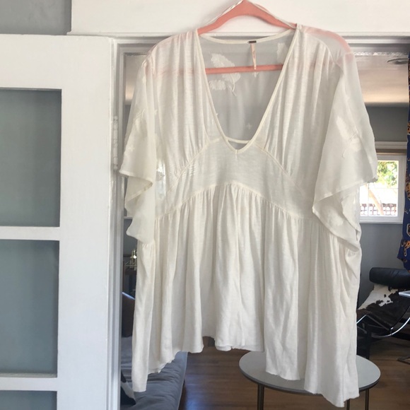 Free People Tops - Flowy White Free People Blouse